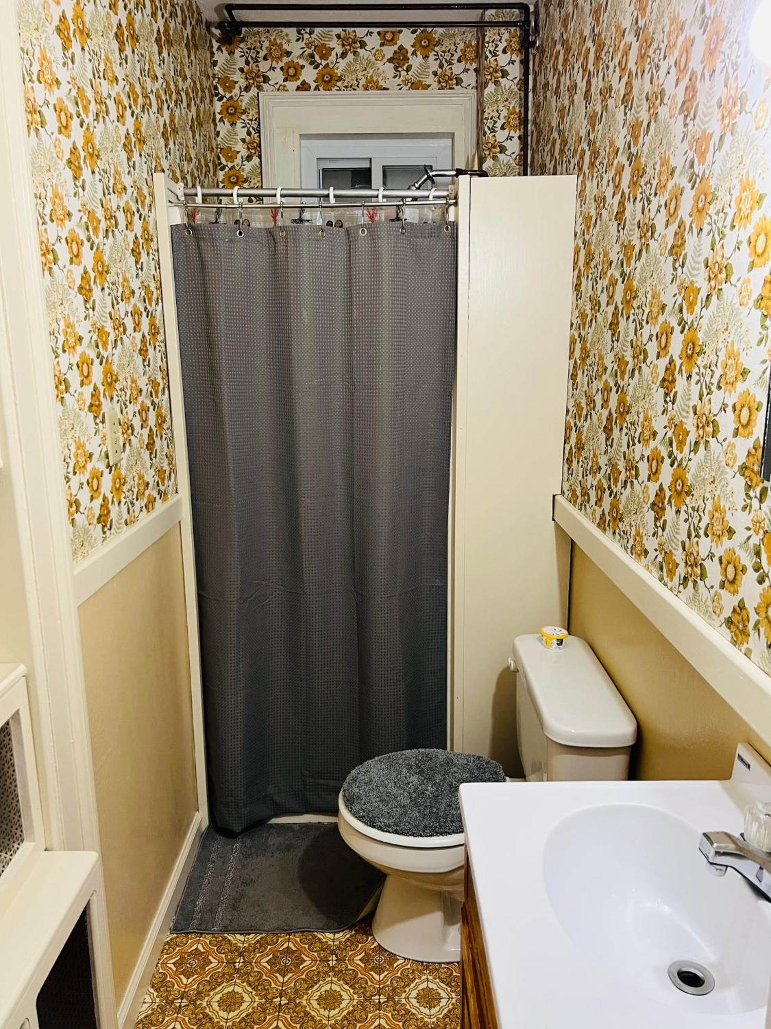 Private Rv Hotel Хартфорд Екстериор снимка